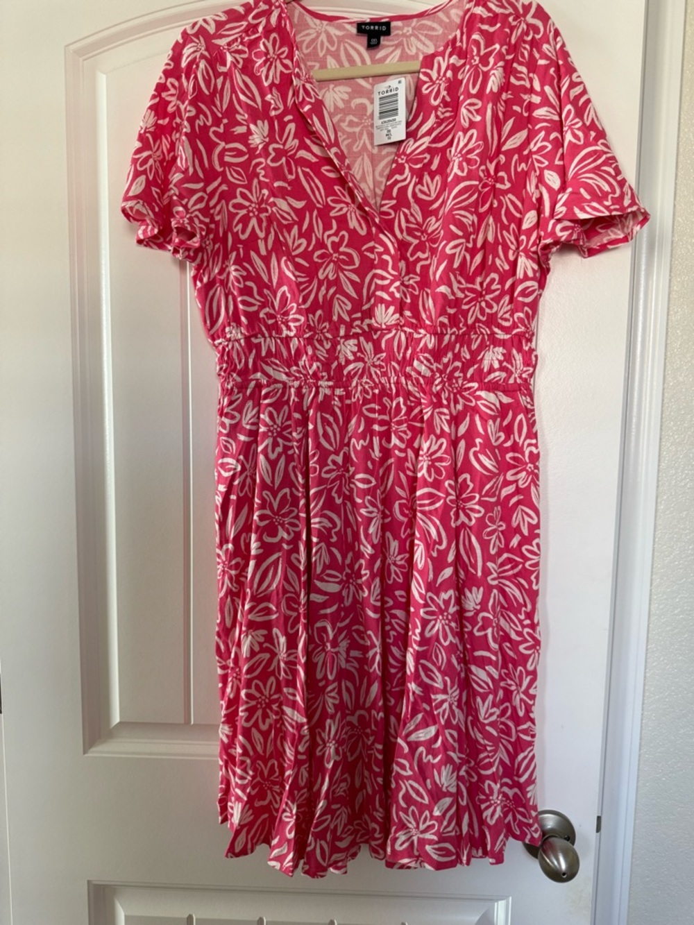 Torrid Mini Flutter Y Neck Elastic Waist Dress Floral Honeysuckle 00 M/L 10 NWT - Picture 15 of 16